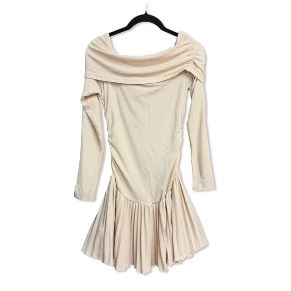 Lioness Field Of Dreams Mini dress Oatmeal Off-Shoulder Cream knit Revolve M - Picture 4 of 6
